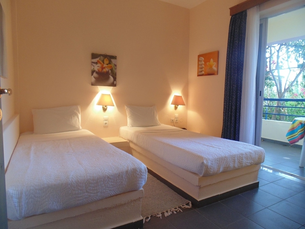 Imagen de la habitación del Apartamentos Heliotopos, Tolo. Foto 16
