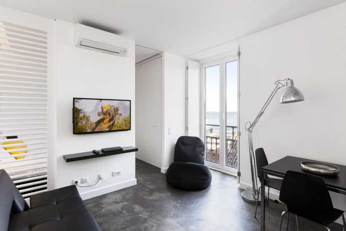Imagen de los interiores del Apartamentos Hello Lisbon Santa Apolonia Apartments. Foto 10