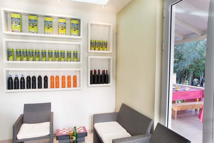 Imagen de los interiores del Apartamentos Herodotos Studios. Foto 15