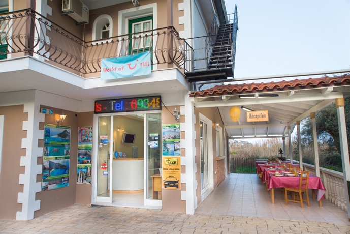 Imagen de los exteriores del Apartamentos Herodotos Studios. Foto 14