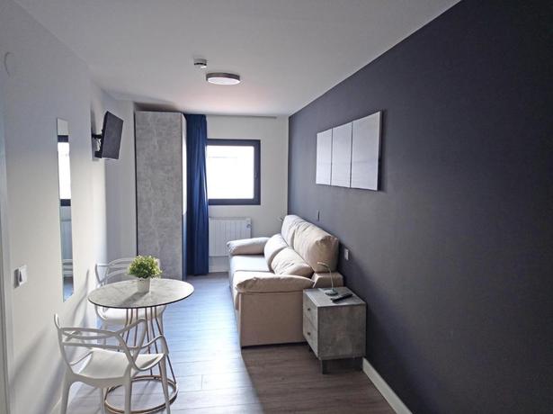 Imagen de la habitación del Apartamentos Hi! Apartaments Santander 3000. Foto 13