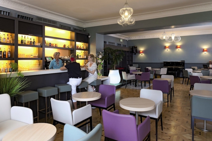 Imagen del bar/restaurante del Apartamentos Hôtel Vendôme Menton. Foto 4