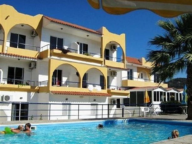 Imagen general del Apartamentos Holidays, Rodas. Foto 8