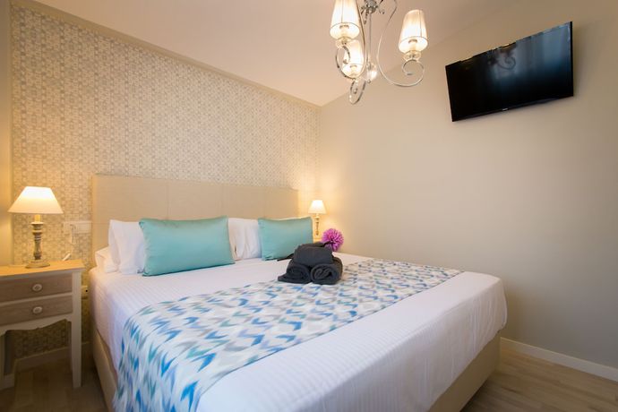 Imagen de la habitación del Apartamentos Holidays2Malaga Suites. Foto 10