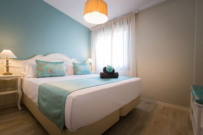 Imagen de la habitación del Apartamentos Holidays2Malaga Suites. Foto 16