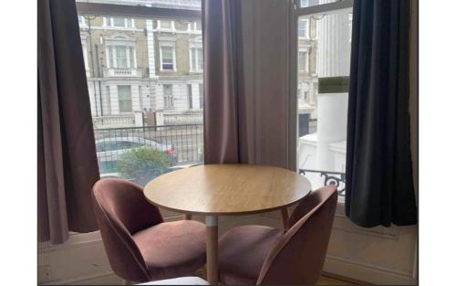Imagen general del Apartamentos Holland Road Studios Close to Olympia London. Foto 6
