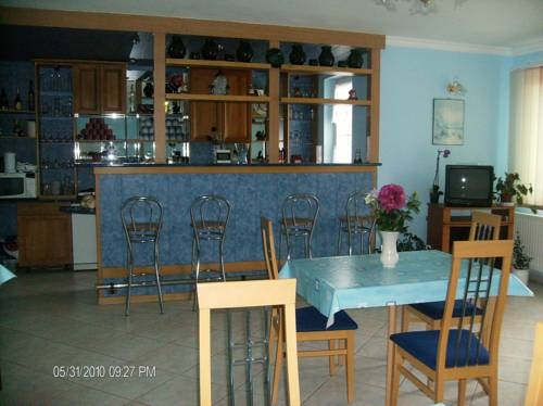 Imagen general del Apartamentos Hollik Apartmanház. Foto 13