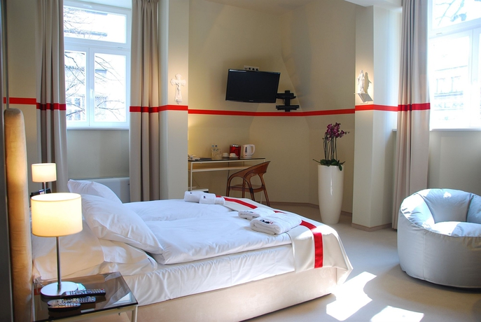 Imagen de la habitación del Apartamentos Home Aparthotel. Foto 8