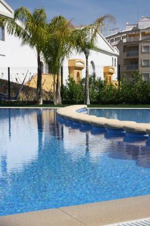 Imagen general del Apartamentos Homeincalpe Borumbot. Foto 1