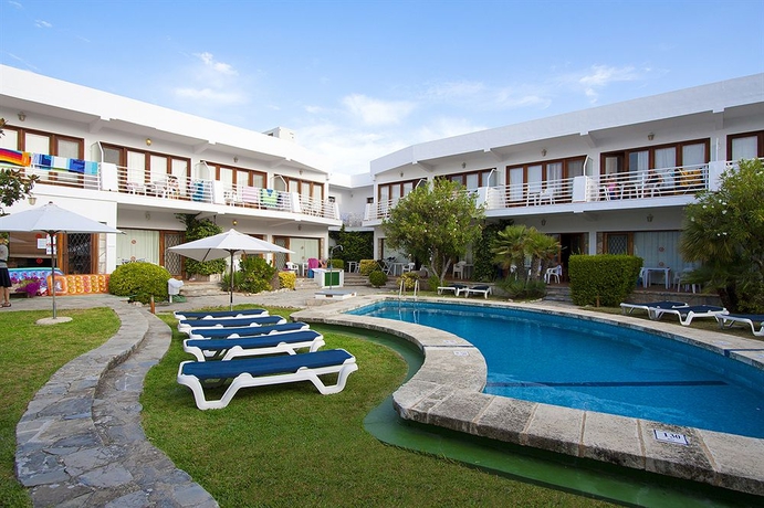 Imagen de los exteriores del Apartamentos Hoposa Montelin. Foto 6