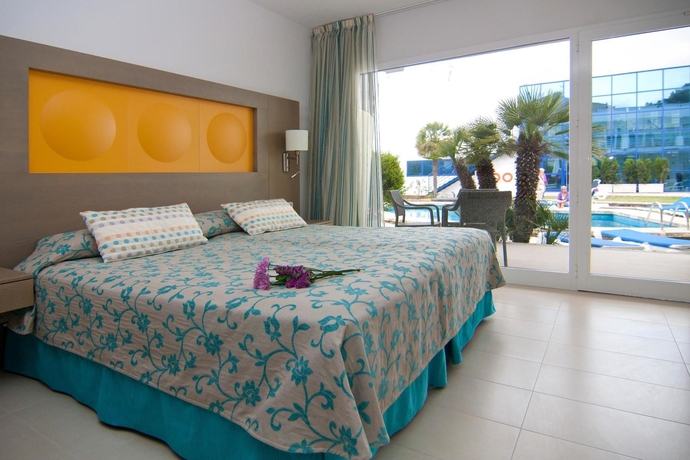 Imagen de los exteriores del Apartamentos Hoposa Montelin. Foto 7