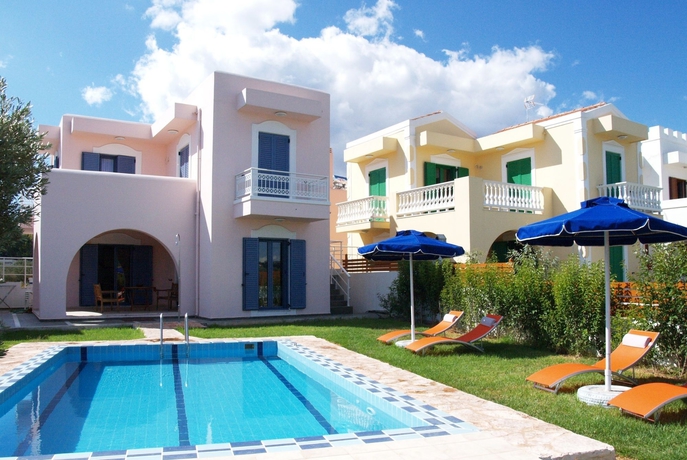 Imagen de la piscina del Apartamentos Hotel 12 Islands Villas. Foto 15