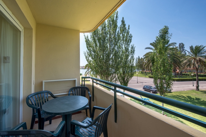 Imagen de la habitación del Apartamentos Hotel Bellevue Club. Foto 9