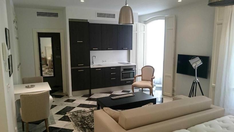 Imagen de la habitación del Apartamentos Hotel El Armador Casa Palacio. Foto 16