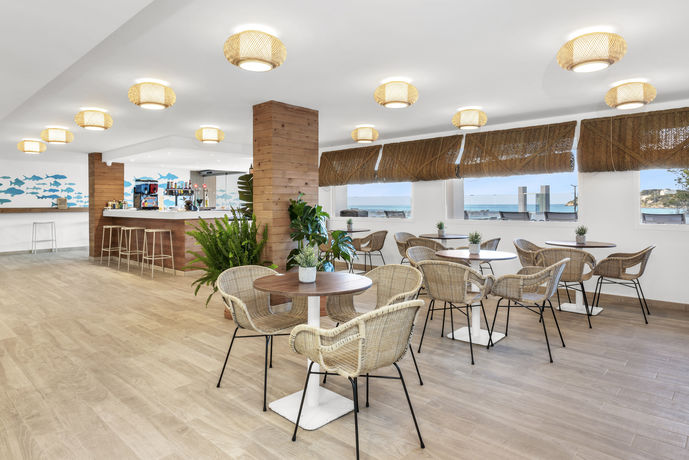 Imagen de los interiores del Apartamentos Hotel Hsm S&aacute;ndalo Beach. Foto 10