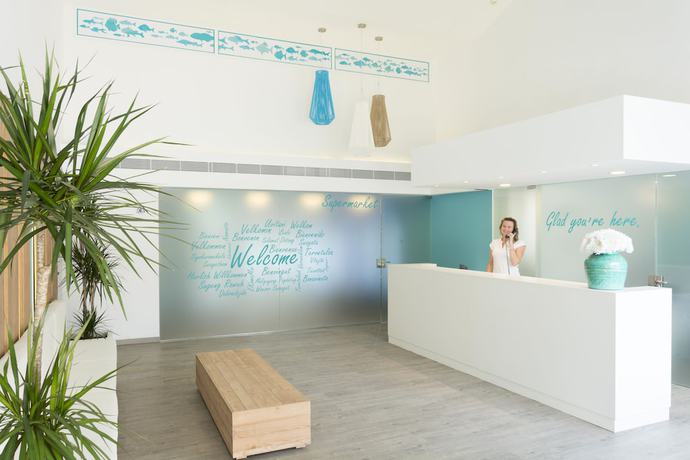 Imagen de los interiores del Apartamentos Hotel Hsm Sándalo Beach. Foto 14