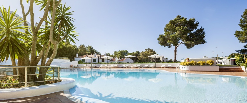 Imagen general del Apartamentos Hotel Ilunion Menorca. Foto 10