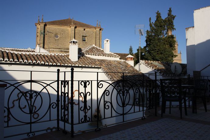 Imagen de los exteriores del Apartamentos Hotel La Ciudad. Foto 7