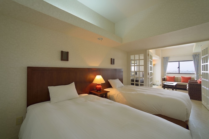 Imagen de la habitación del Apartamentos Hotel Royal Marine Palace Ishigakijima. Foto 5