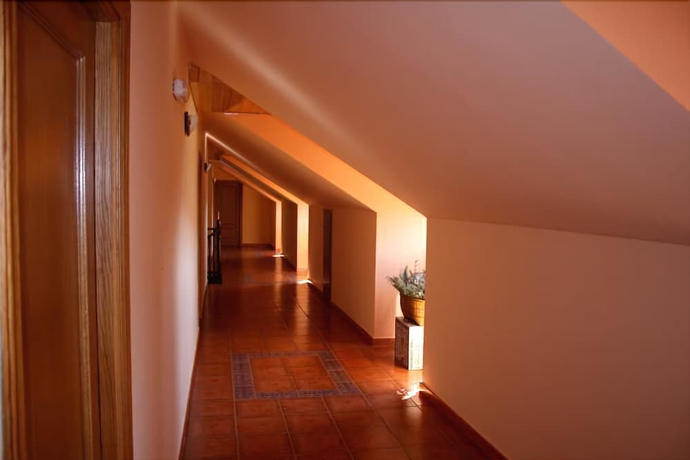 Imagen de los interiores del Apartamentos Hotel Rural y Apartamentos Los Trobos. Foto 15