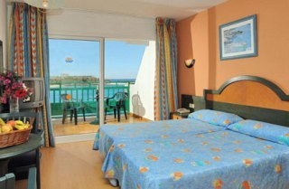 Imagen de la habitación del Apartamentos Hotetur Playa Lanzarote. Foto 6