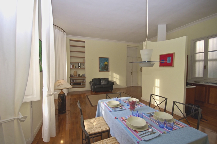 Imagen de la habitación del Apartamentos House and The City - Colosseo. Foto 9