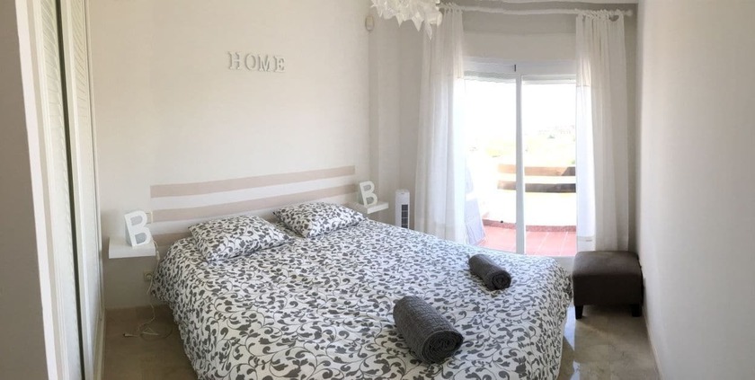 Imagen de la habitación del Apartamentos Htl10 Calanova. Foto 12