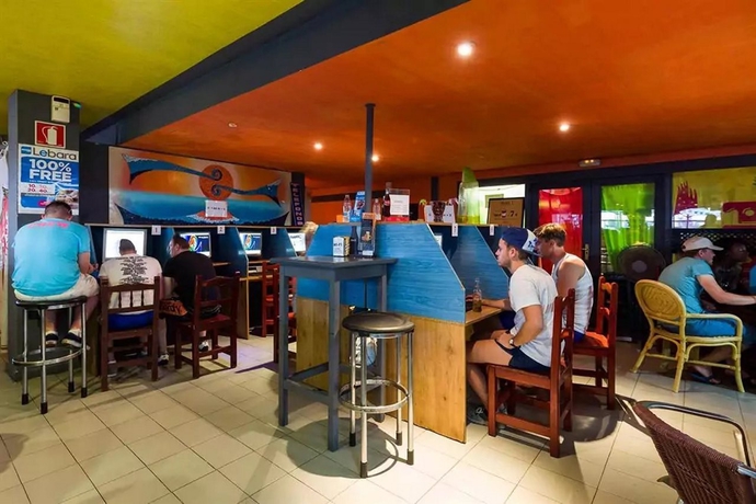 Imagen general del Apartamentos Ibiza Jet - Adults Only. Foto 5