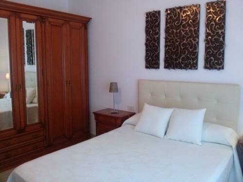 Imagen de la habitación del Apartamentos Icod Village. Foto 15