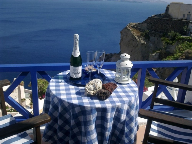 Imagen de la habitación del Apartamentos Ifestio Villas. Foto 1