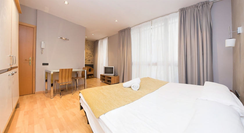 Imagen de la habitación del Apartamentos In Barcelona Tiradors. Foto 3