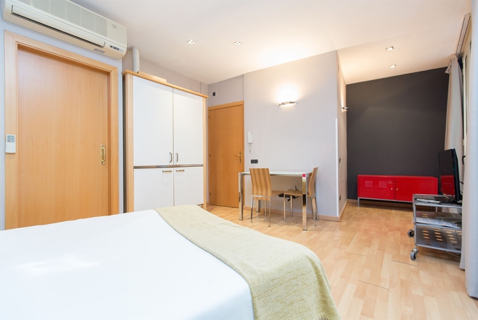 Imagen de la habitación del Apartamentos In Barcelona Tiradors. Foto 5