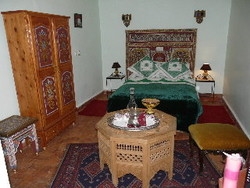 Imagen del bar/restaurante del Apartamentos Ines Palace. Foto 4