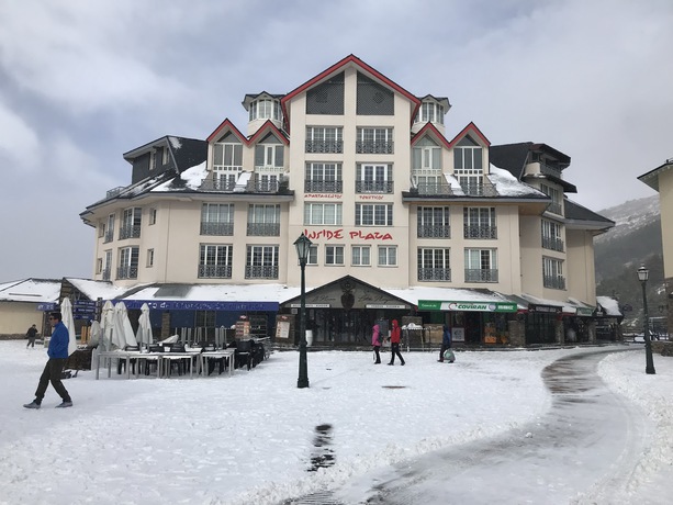 Imagen general del Apartamentos Inside Plaza Sierra Nevada. Foto 2