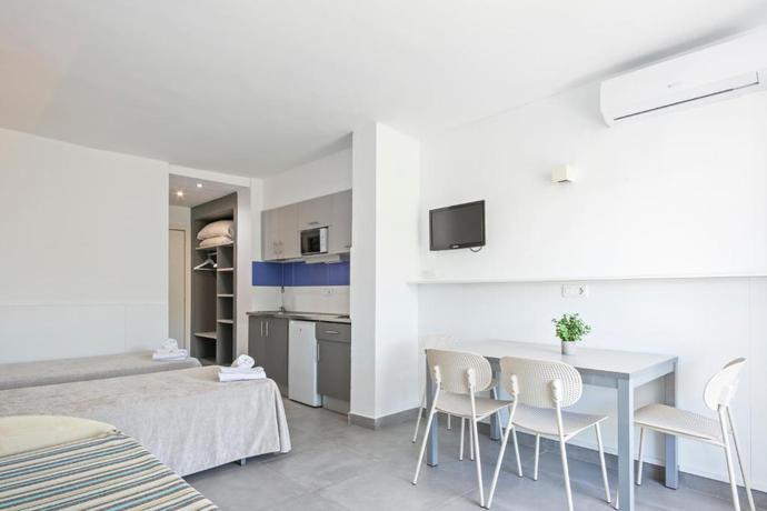 Imagen de la habitación del Apartamentos Inter 2 Salou. Foto 10