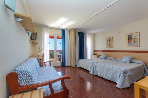 Imagen de la habitación del Apartamentos InterSalou Beach. Foto 19