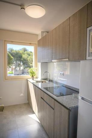 Imagen general del Apartamentos InterSalou Beach. Foto 14