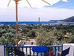 Imagen de la piscina del Apartamentos Irini Villa. Foto 4