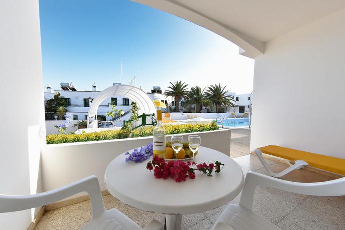 Imagen general del Apartamentos Isabel, Puerto del Carmen. Foto 4