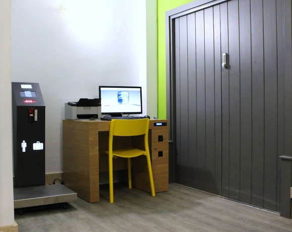 Imagen de los interiores del Apartamentos Islamar. Foto 18