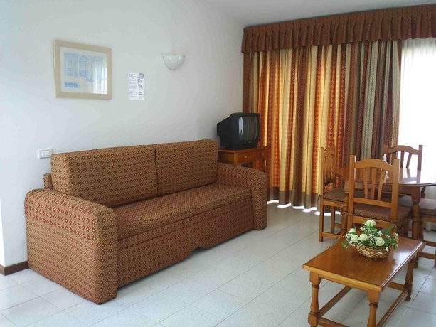 Imagen general del Apartamentos Island Village. Foto 2