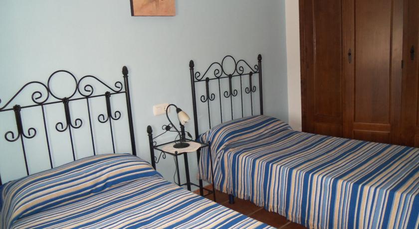 Imagen general del Apartamentos JARDINES DEL VISIR. Foto 3