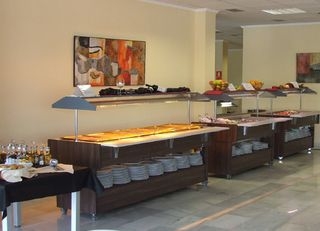 Imagen del bar/restaurante del Apartamentos JM La Cala Sun Apartments. Foto 2