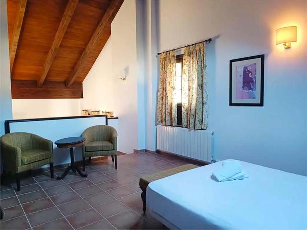 Imagen de los interiores del Apartamentos Jaca Mirador de Badaguas 3000. Foto 20