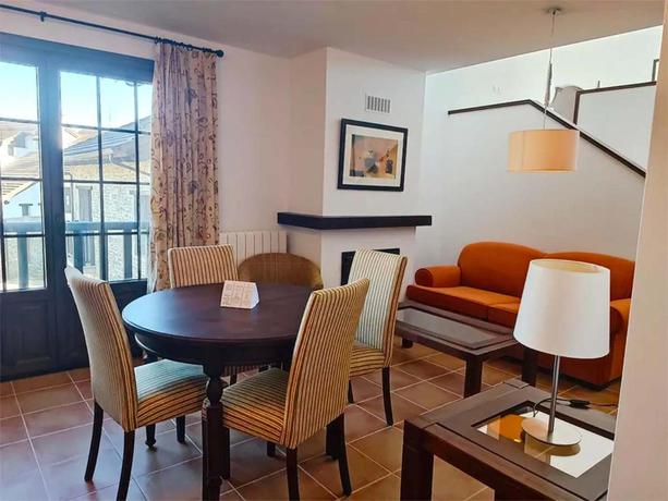 Imagen de la habitación del Apartamentos Jaca Mirador de Badaguas 3000. Foto 10