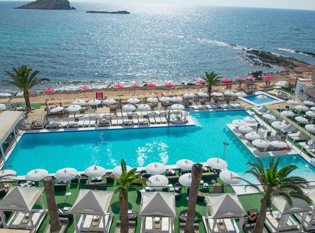 Imagen general del Apartamentos Jacaranda, Playa es Caná. Foto 19