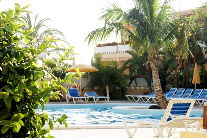 Imagen general del Apartamentos Jardin del Conde. Foto 6