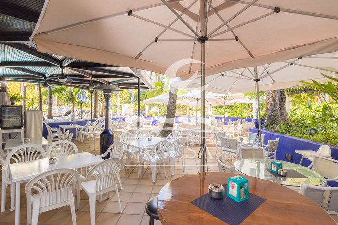 Imagen del bar/restaurante del Apartamentos Jardines De Las Golondrinas. Foto 5