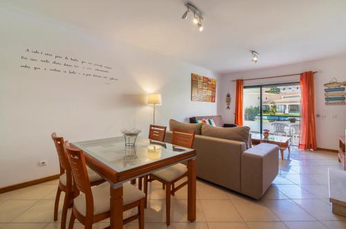 Imagen de la habitación del Apartamentos Jardins Santa Eulalia. Foto 9