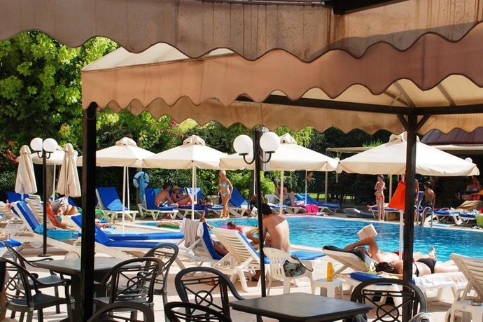 Imagen general del Apartamentos Jasmine, Limasol. Foto 3